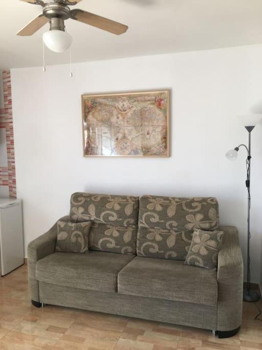 Estudio Con Vista Al Mar A 200 Mts De La Playa Benalmádena Esterno foto