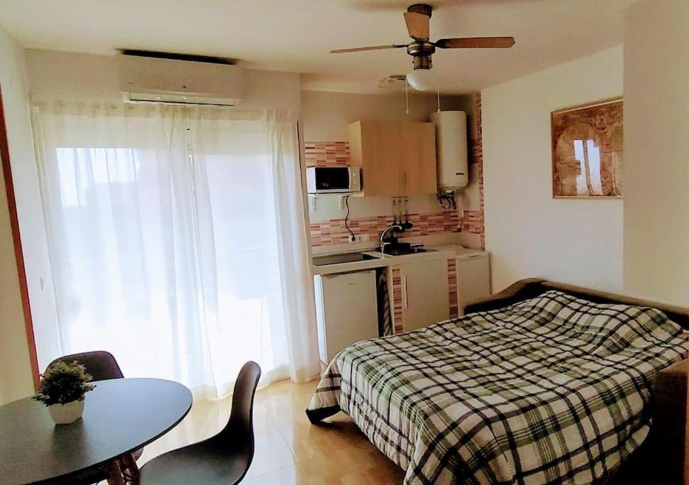 Estudio Con Vista Al Mar A 200 Mts De La Playa Benalmádena Esterno foto